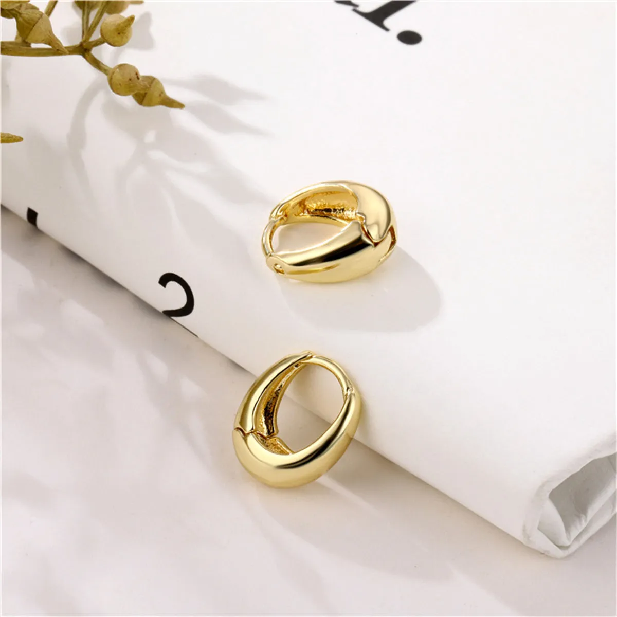 18K Gold-Plated Ellipse Huggie Earrings