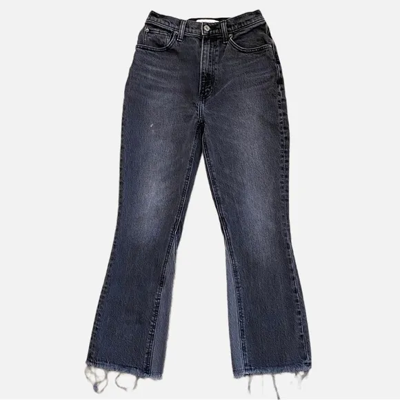 Abercrombie &amp; Fitch Ultra High Rise The Kick FlareJean Crop Black Fray 25/0
