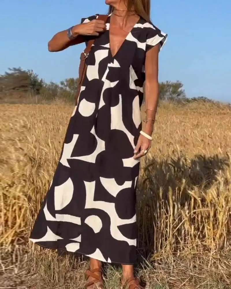 Alhelí® | Elegant V-Neck Print Dress