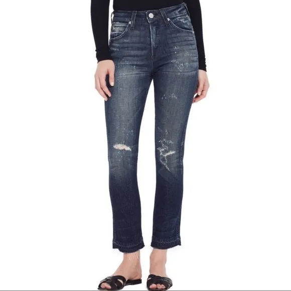 AMO High Rise Babe Cropped Jeans In Into The Blue