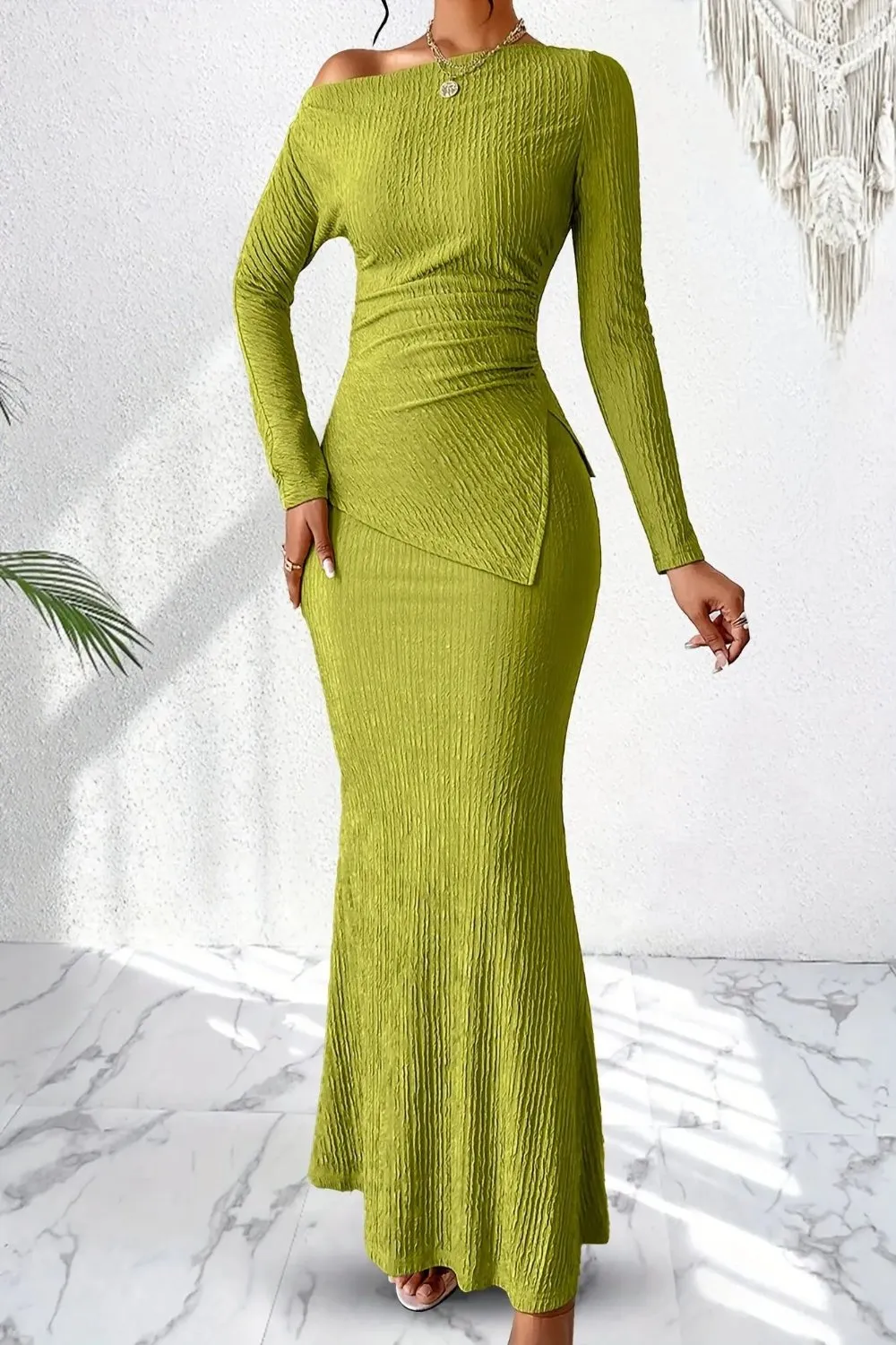 Asymmetrical Neckline Split Hem Top with Mermaid Skirt Set