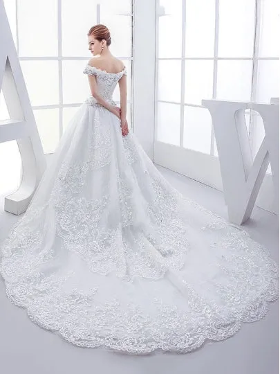 Beading Appliques Ball Gown Wedding Dress
