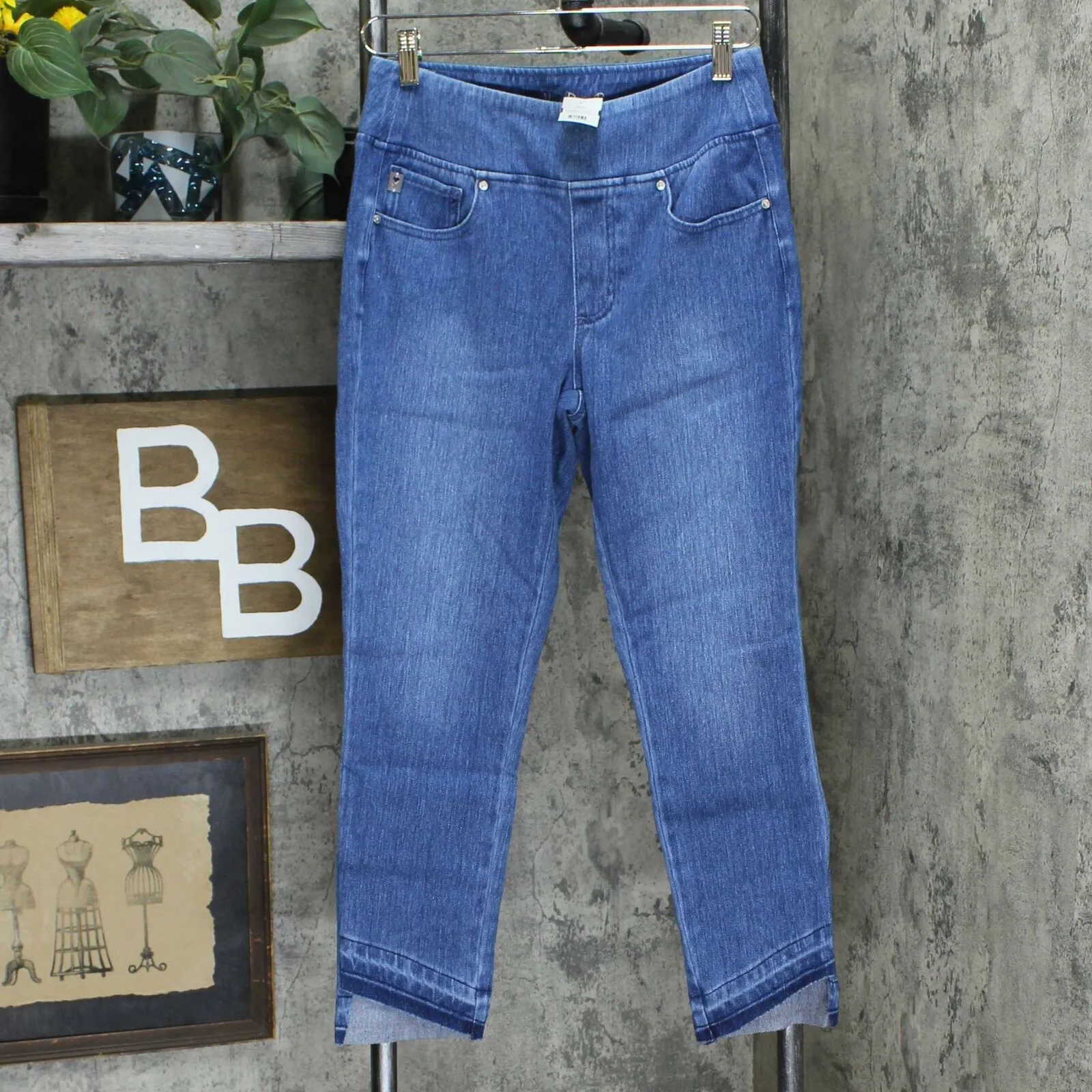 Belle by Kim Gravel Women's Flexibelle Released Hem Cropped Jeans