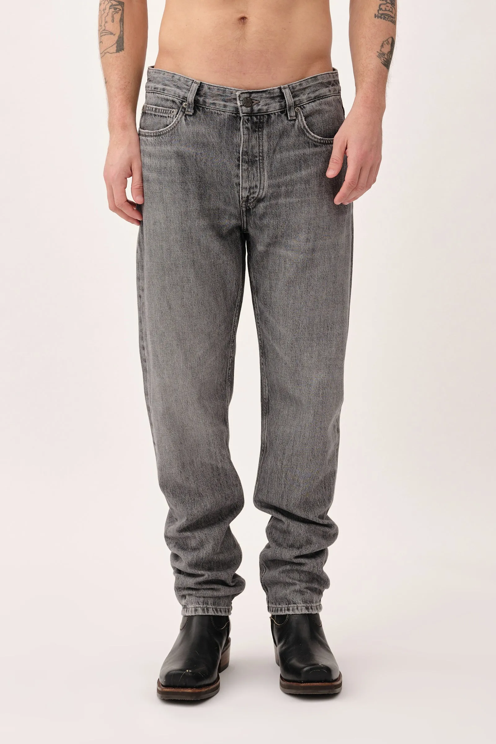 Ben Used Grey - Used Grey