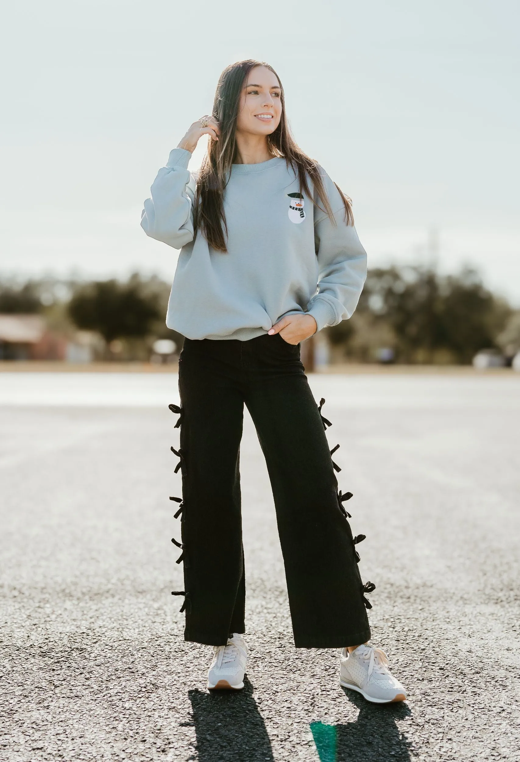 Black Mid-Rise Jeans with bows P25214