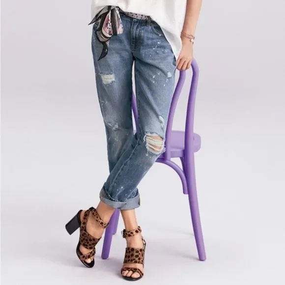 CAbi 100% Boyfriend Jeans Style 5884 DistressedAnkle Cropped Straight Size 2