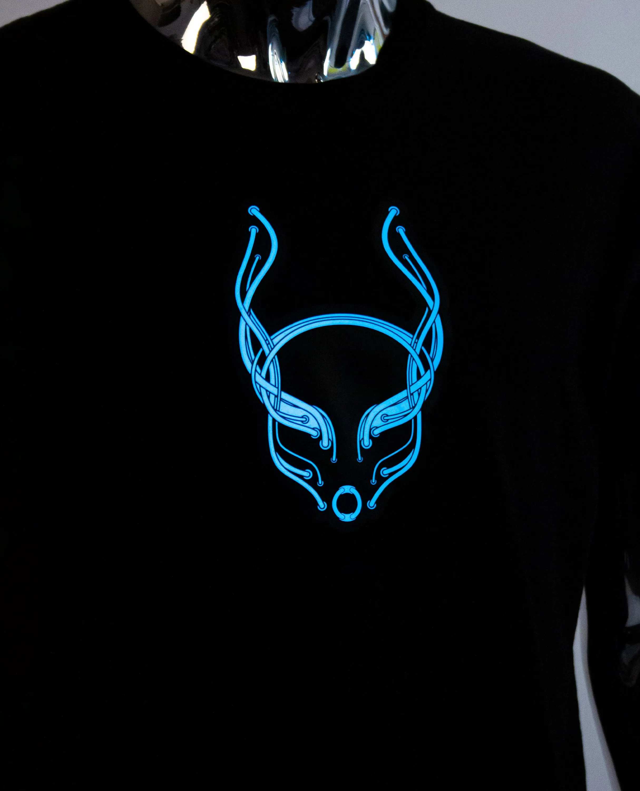 CABLE LOGO LIGHT UP T-SHIRT