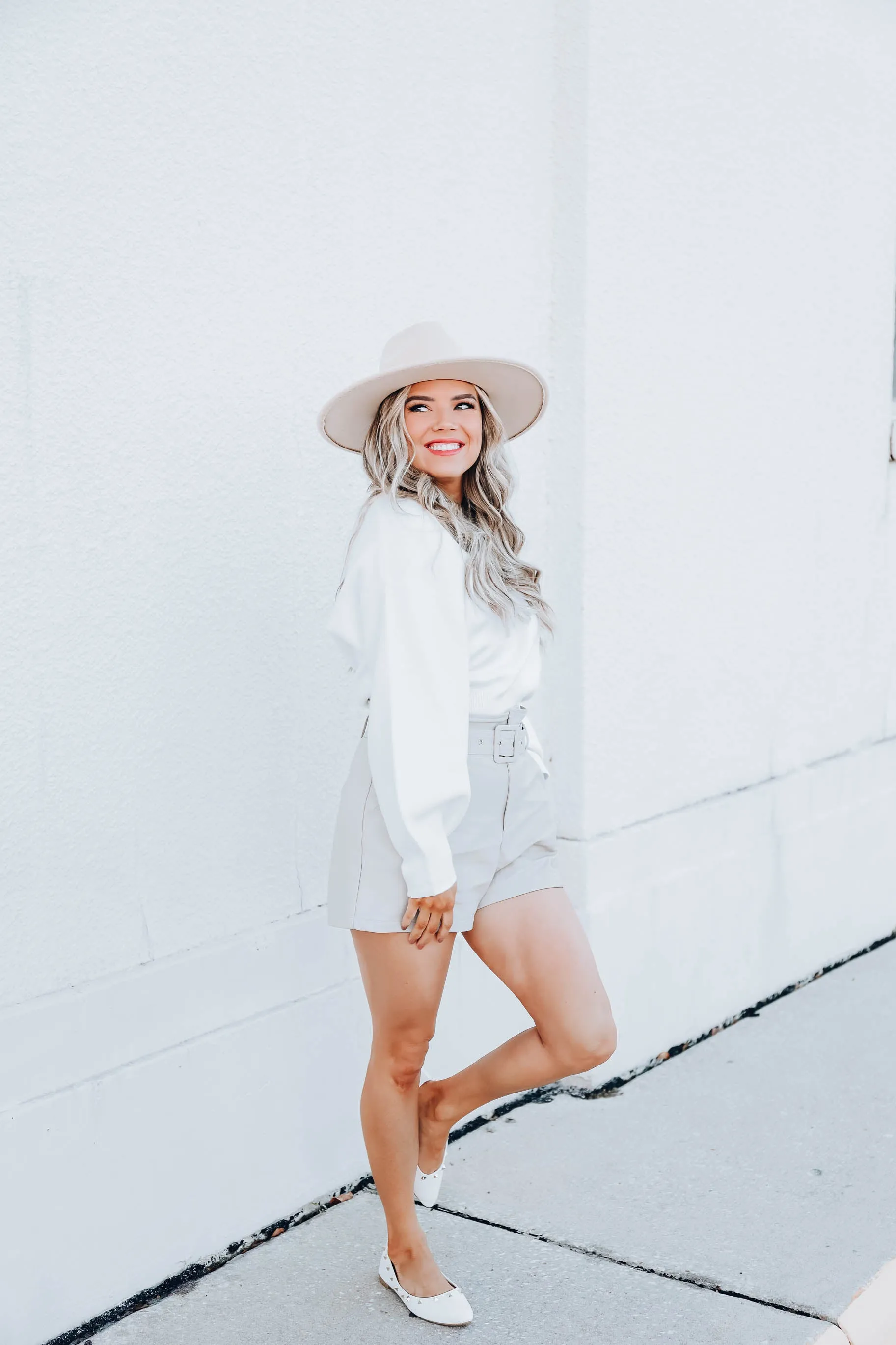Concord Cropped Sweater - White