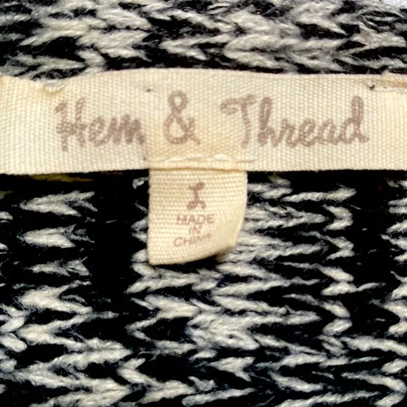 COPY - Hem and Thread Cropped Sweater Top