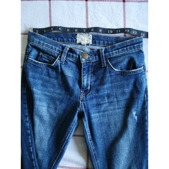 Current/Elliot | &quot;The Cropped Straight&quot; Release Hem Distressed Jeans