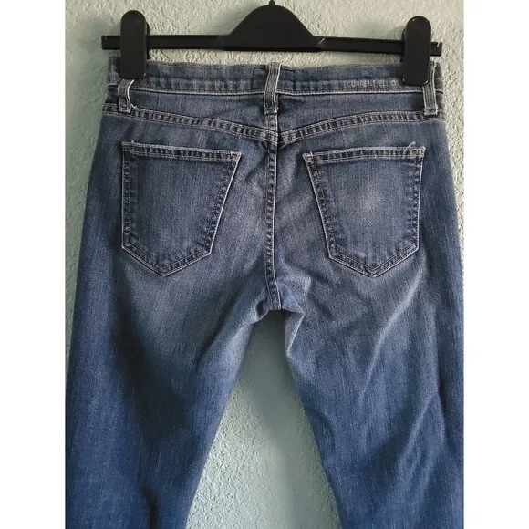 Current/Elliot | &quot;The Cropped Straight&quot; Release Hem Distressed Jeans