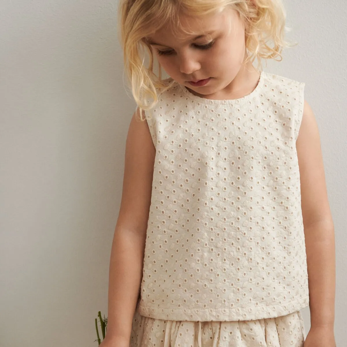 Delphia Anglaise Top aus 100% Bio Baumwolle GOTS