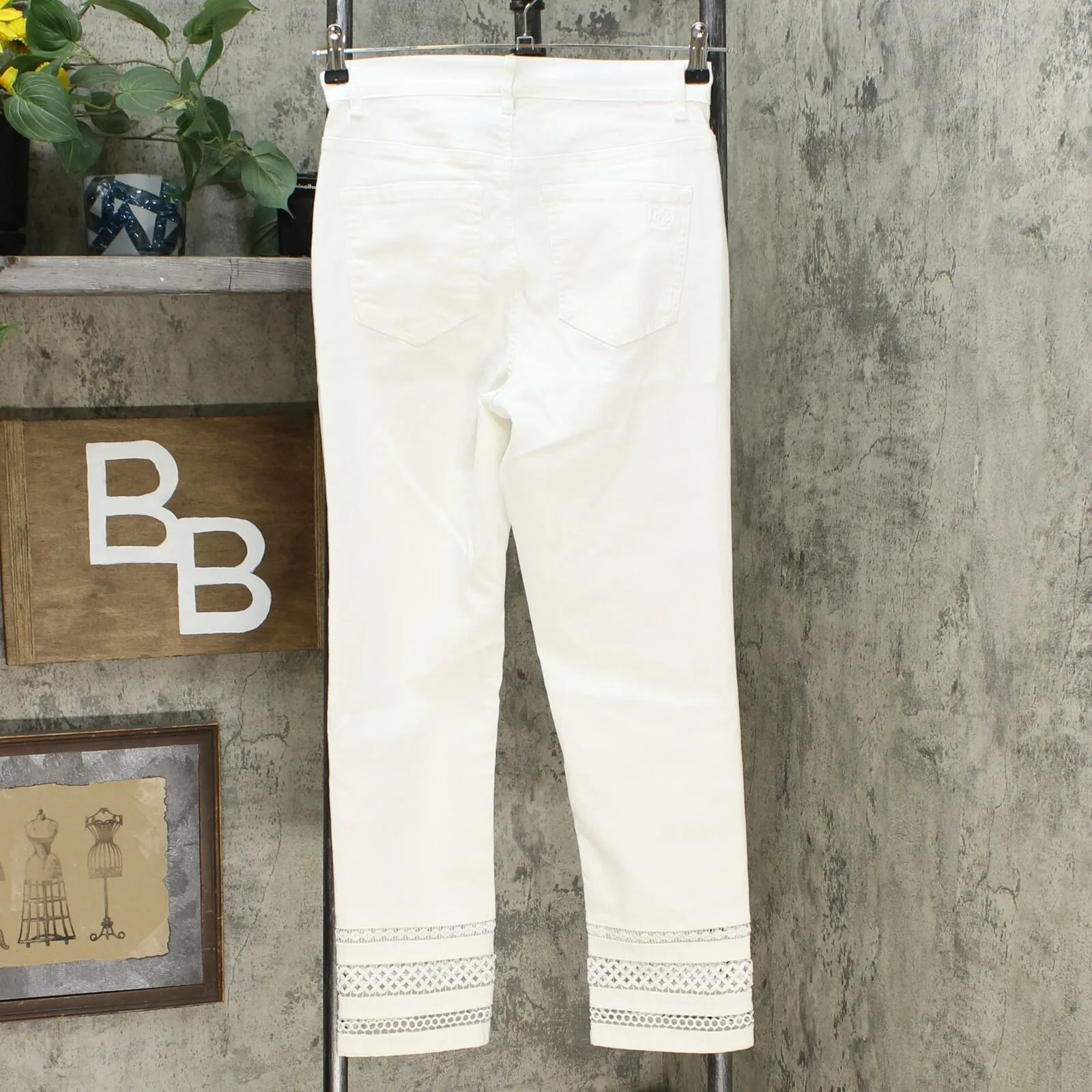 DG2 by Diane Gilman Crochet Hem Cropped Jeans Ivory 2 Tall