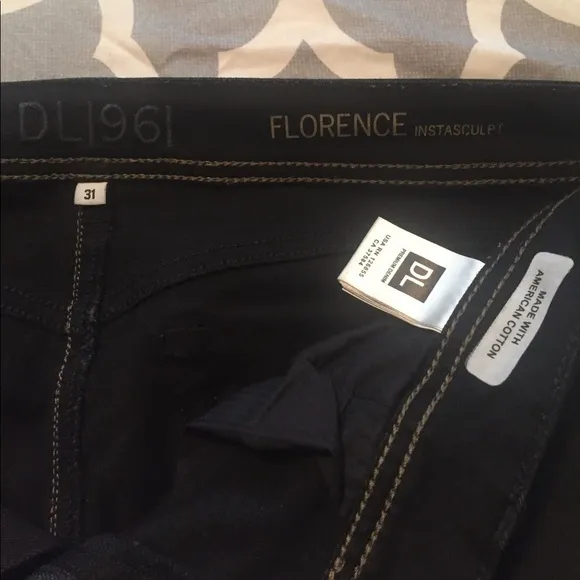 DL1961 PREMIUM DENIMFlorence Instasculpt Cropped Skinny Jeans