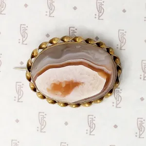 Elegant Antique Autumnal Agate Brooch