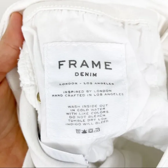 FRAME | Le Skinny de Jeanne Crop Jean in Lilac Blanc