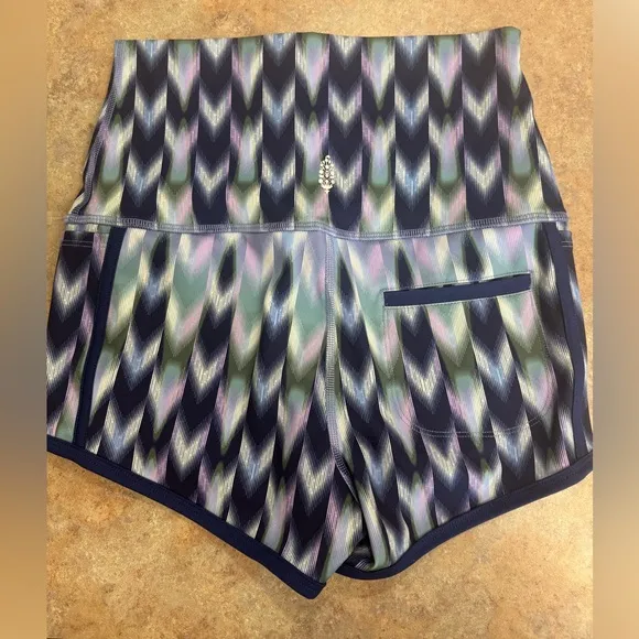 Free People Island Time Printed Shorts NWOT Retail $58 NWOT