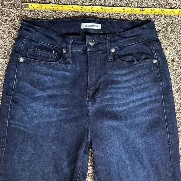 Good American Good Waist Cropped jeans size 26