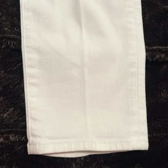 J Brand White Jeans SZ 30