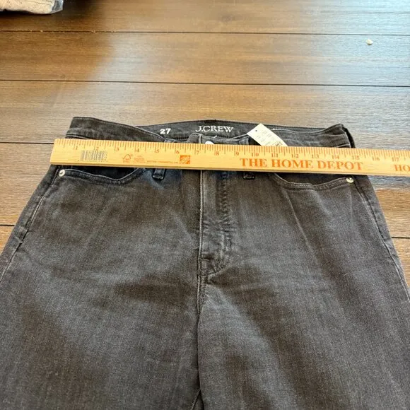 J. Crew High-rise cropped kickout jean in 1996 semi-stretch Size 27