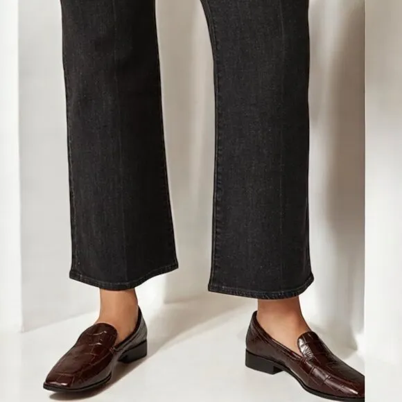 J. Crew High-rise cropped kickout jean in 1996 semi-stretch Size 27