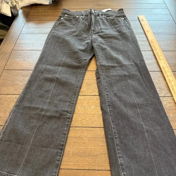 J. Crew High-rise cropped kickout jean in 1996 semi-stretch Size 27