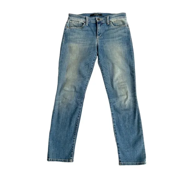 Joe’s Jeans Gillian Cropped Jeans in Light / Medium Vintage Wash