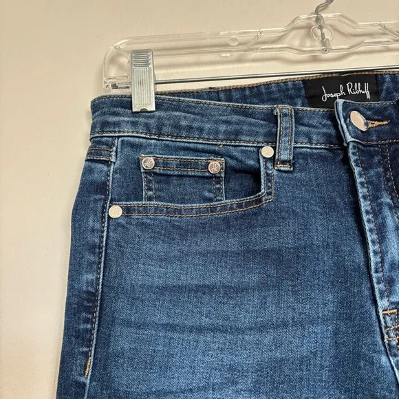 Joseph Ribkoff Cropped Pearl Embellished Jeans Size 8 Slim Fit Stretch