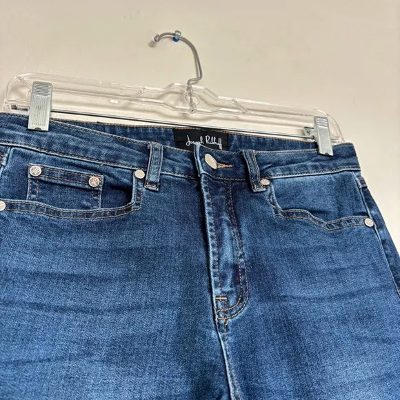Joseph Ribkoff Cropped Pearl Embellished Jeans Size 8 Slim Fit Stretch