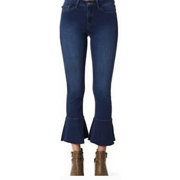 Judy Blue Crop Flare Fit Ruffle Hem Jeans Blue Size 26