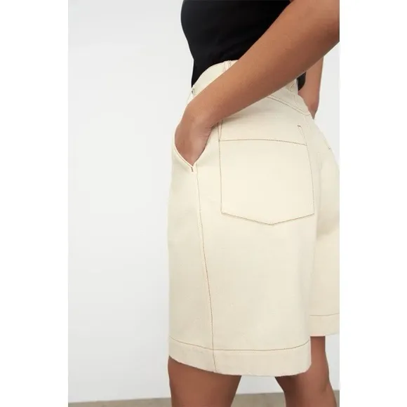 Kowtow Journey Shorts in Greige Denim