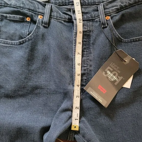 Levis 501 Jeans High Rise Womens 32 Dark Blue Classic Contemporary Chic Timeless