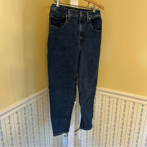Levi’s Silver Tab High Rise Mom Jeans