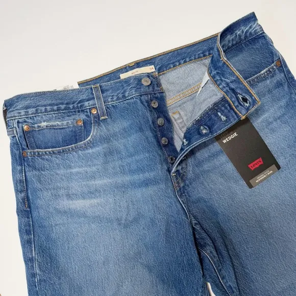 Levi's Wedgie High Rise Jeans‎ 34