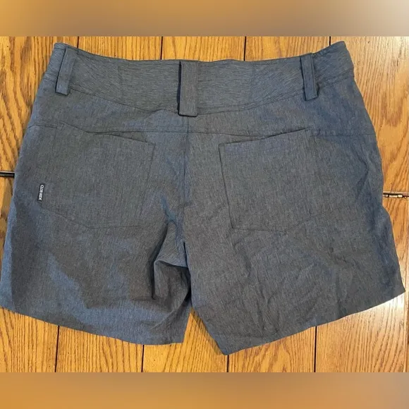 LIKE NEW Women’s Club Ride Eden Modern Trail Shorts, size large, asphalt grey