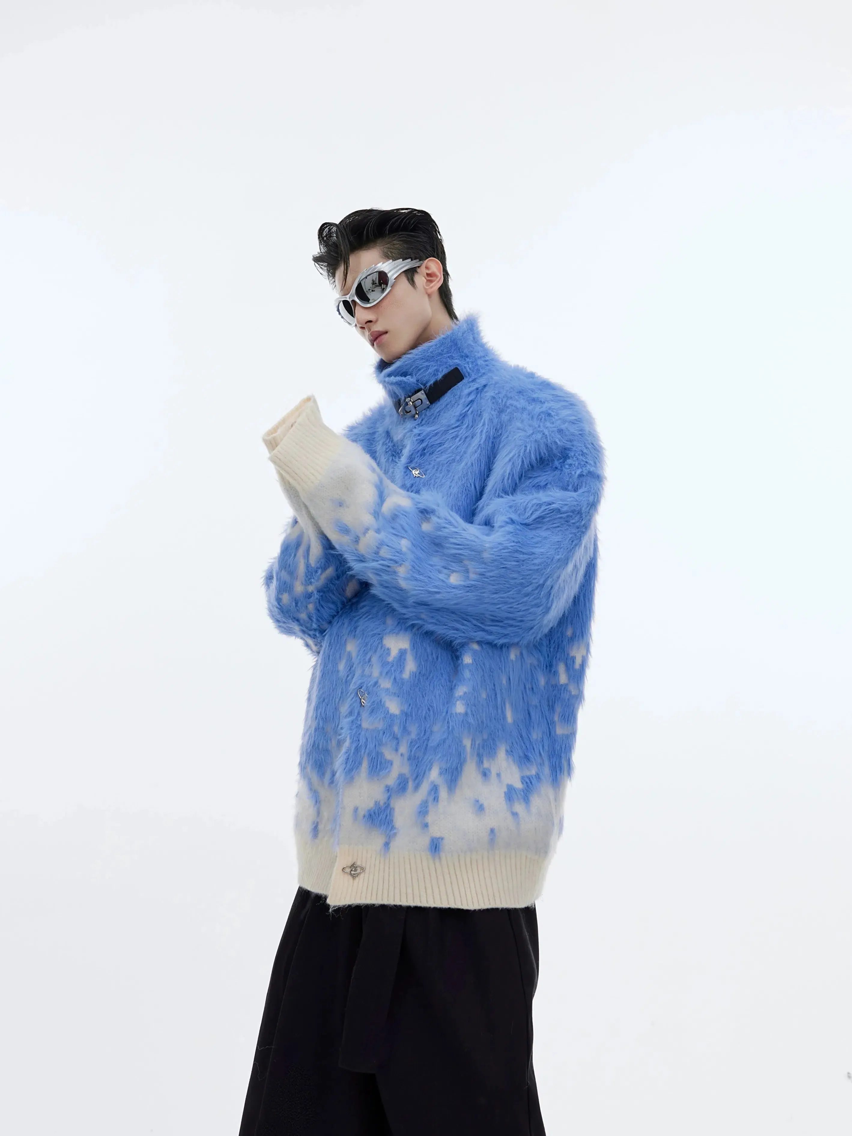 Metal Buttons Gradient Sweater Jacket