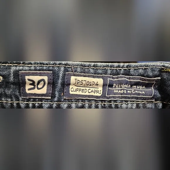 Miss Me   Jeans  Cuffed Capri  30
