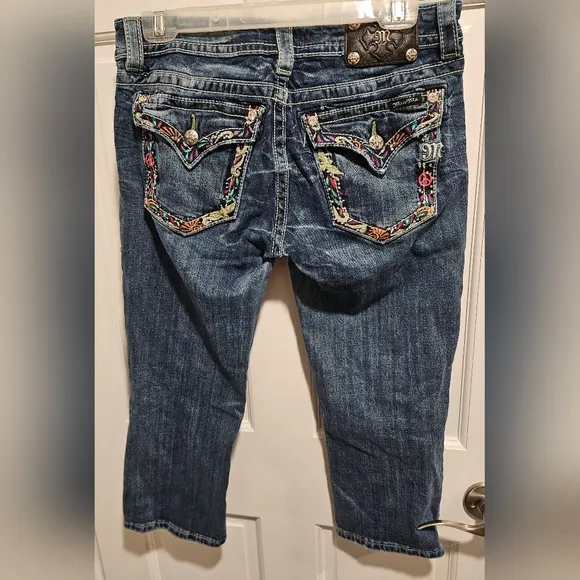 Miss Me   Jeans  Cuffed Capri  30