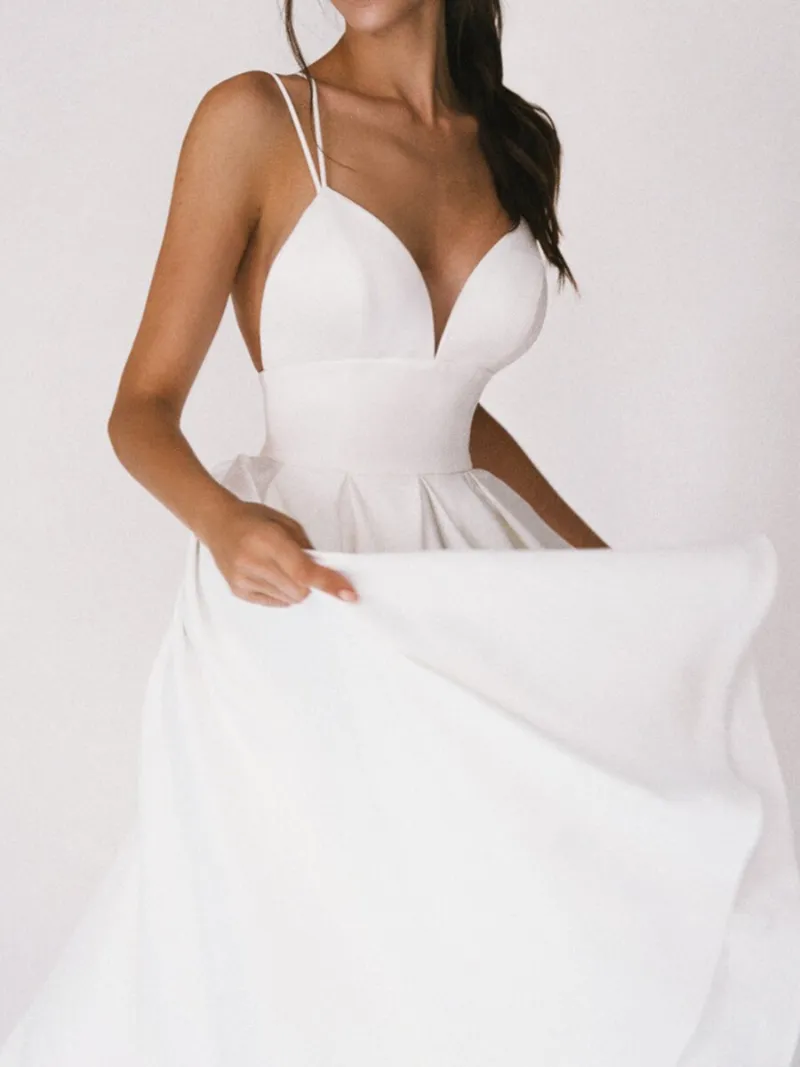 Nessa® | Elegant V-Neck Dress