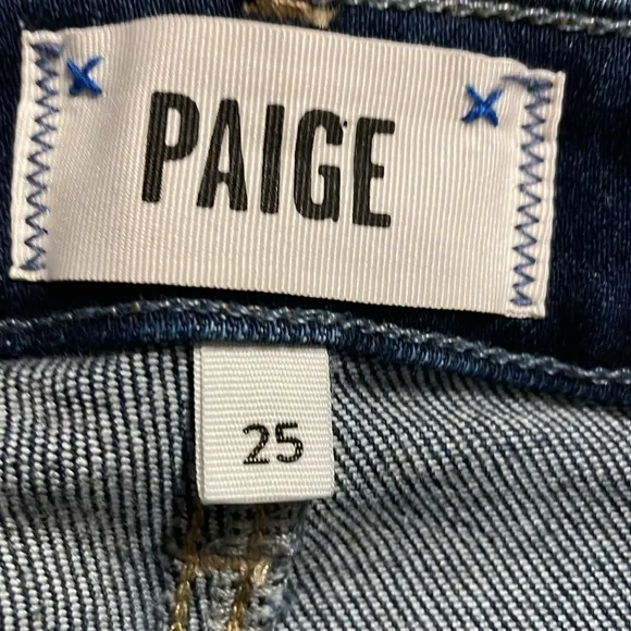 NEW | PAIGE CINDY‎ CROPPED RAW HEM JEANS IN UNPLUGGED DARK WASH SIZE 25