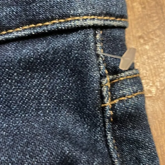 NEW | PAIGE CINDY‎ CROPPED RAW HEM JEANS IN UNPLUGGED DARK WASH SIZE 25