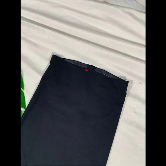 NEW Spanx Thinstincts High Waist Mid-Thigh Shorts Black [SZ‎ Small ]