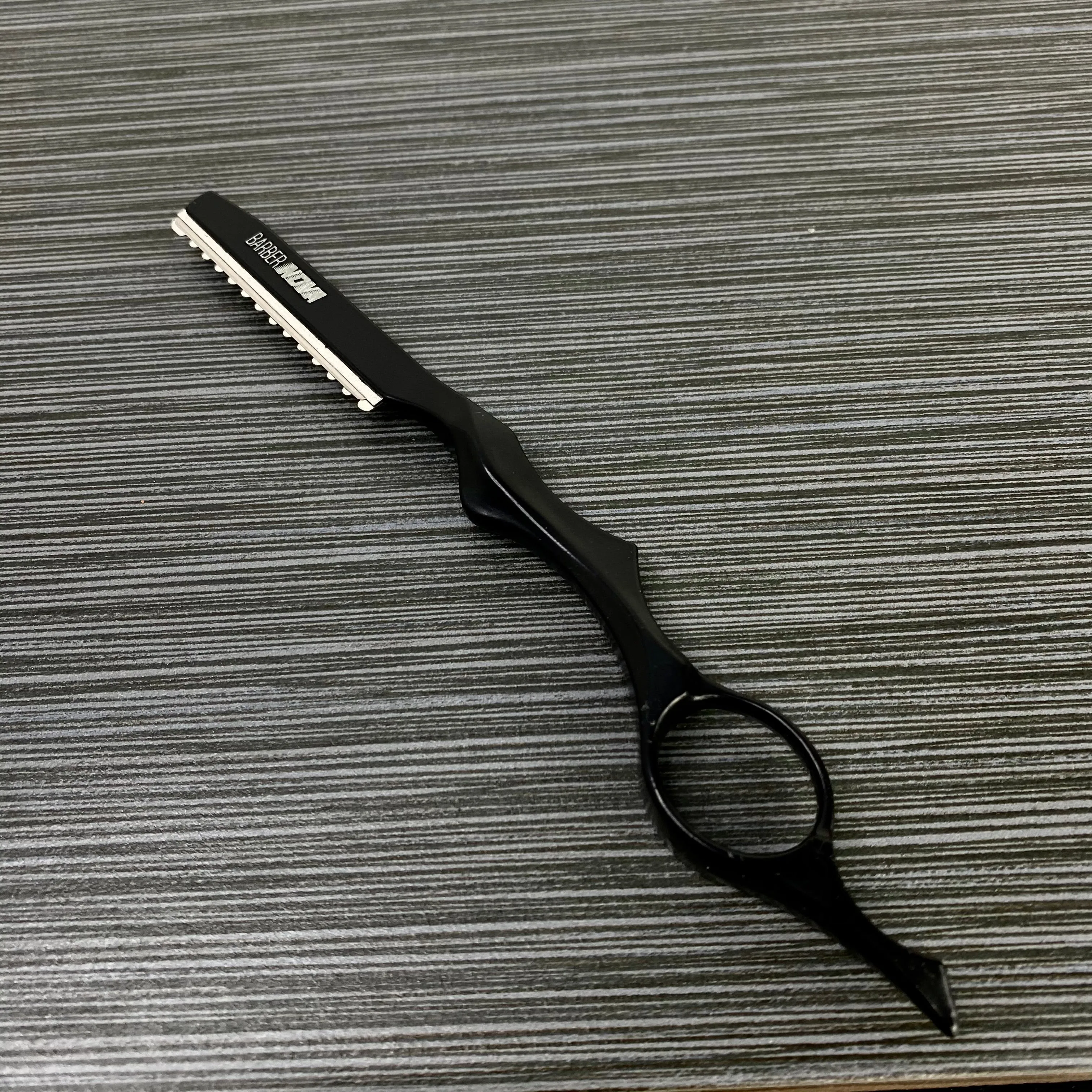 Nova Black Feather Straight Edge
