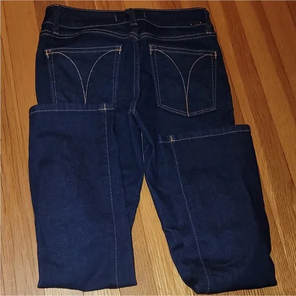 NWOT DL 1961 Lara Cropped Flare Dark Wash Jeans Size 24