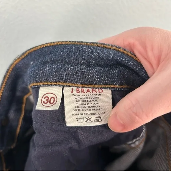 NWOT J Brand Kori High Waist Cropped Dark Wash Jeans Size 30