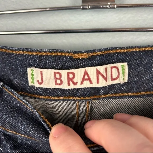 NWOT J Brand Kori High Waist Cropped Dark Wash Jeans Size 30