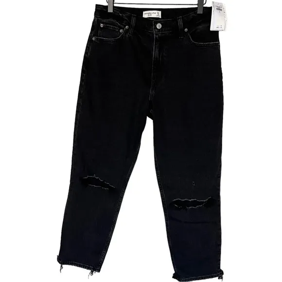 NWT Abercrombie &amp; Fitch The Mom High Rise Jeans Size 29
