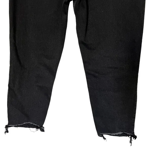 NWT Abercrombie &amp; Fitch The Mom High Rise Jeans Size 29
