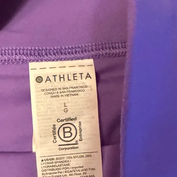 NWT ATHLETA SALUTATION STASH 7” shorts size large in purple