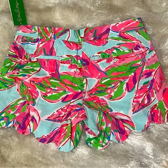 NWT 🦄 Lilly Pulitzer In The Vias Printed Textured Buttercup Scalloped Shorts